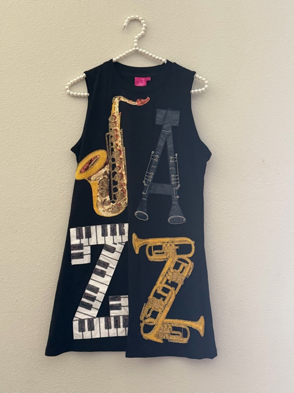 BRAND NEW • QUEEN OF SPARKLES • QOS • JAZZ DRESS • XS